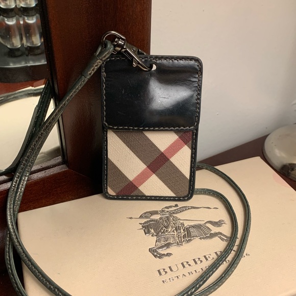 burberry lanyard wallet